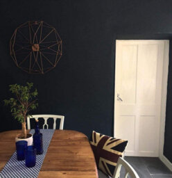 Vintro Luxury Matt Emulsion Black/blue, Smooth Chalky Finish, Multi Surface Paint - Walls, Ceilings, Wood, Metal - 1L (Nightfall) - thumbnail 3