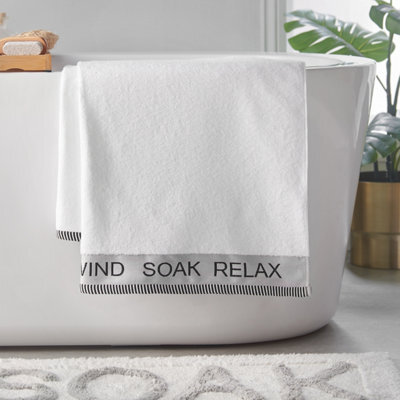 Catherine Lansfield Relax And Unwind Bath Sheet White - image 1
