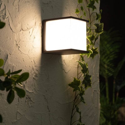 Edit Daman Outdoor Flush Wall Light Ip54 Black - image 1