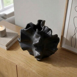 Garden Greatness Urban Sculpted Coral Stoneware Vase - thumbnail 2