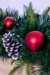 Christmas Tree World 180Cm Decorated Mixed Pine Garland With Red Baubles - thumbnail 5