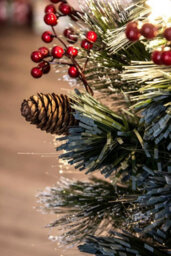 Christmas Tree World The 6Ft/180Cm Frosted Led Pine Fibre Optic Tree - thumbnail 9