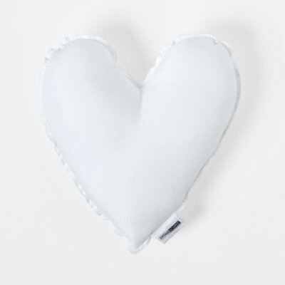 "Homescapes Super Microfibre Heart Shaped Cushion Pad - Cushion Filler And Inserts 40 Cm (16"")" - image 1