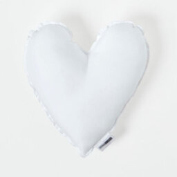 "Homescapes Super Microfibre Heart Shaped Cushion Pad - Cushion Filler And Inserts 40 Cm (16"")" - thumbnail 1