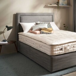 Vispring Heaven Super King Size Mattress Topper 182x200cm, White - Barker & Stonehouse - thumbnail 2
