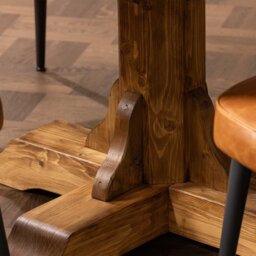 Covington Round Dining Table 140cm, Round, Timber Wood - Barker & Stonehouse - thumbnail 6
