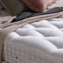 Kingswear Mattress 135Cm, White - Barker & Stonehouse - thumbnail 5