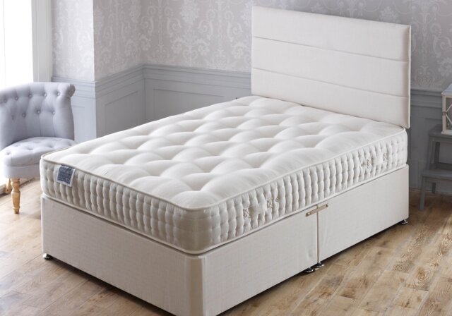 Apollo Hercules Divan-Small Double-No Drawers-Sprung Edge - image 1
