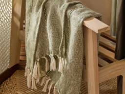 Yard Hedon Woven Indoor Outdoor Throw-Moss - thumbnail 2