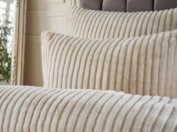 Paoletti Alpine Cut Stripe Faux Fur Duvet Set-Champagne-Double - thumbnail 3