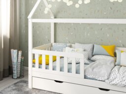 Noomi Essie Solid Wood Shorty House Bed White (FSC-Certified) - thumbnail 3