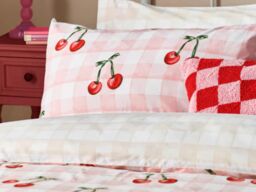 Heya Home Cherry Gingham Reversible Duvet Cover Set Red Polycotton-Double - thumbnail 3