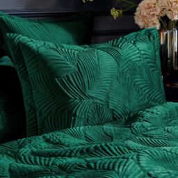 Paoletti Palmeria Quilted Pillowcase -Emerald