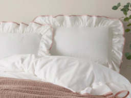 Wylder Blousey Cotton Ruffle Duvet Cover Set-Pink-Super King - thumbnail 3
