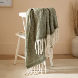 Furn Cozy 140 x 180cm Throw Polyester-Green