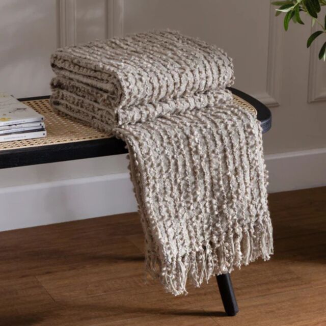 HÖEM Arvo 130 x 180cm Boucle Yarn Throw Feather-Frather - image 1