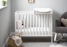 Obaby Bantam Space Saver Cot & Cot Top Changer - thumbnail 2