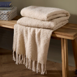 Wylder Isla Woven Tasselled Throw 130 x 180cm / Cream