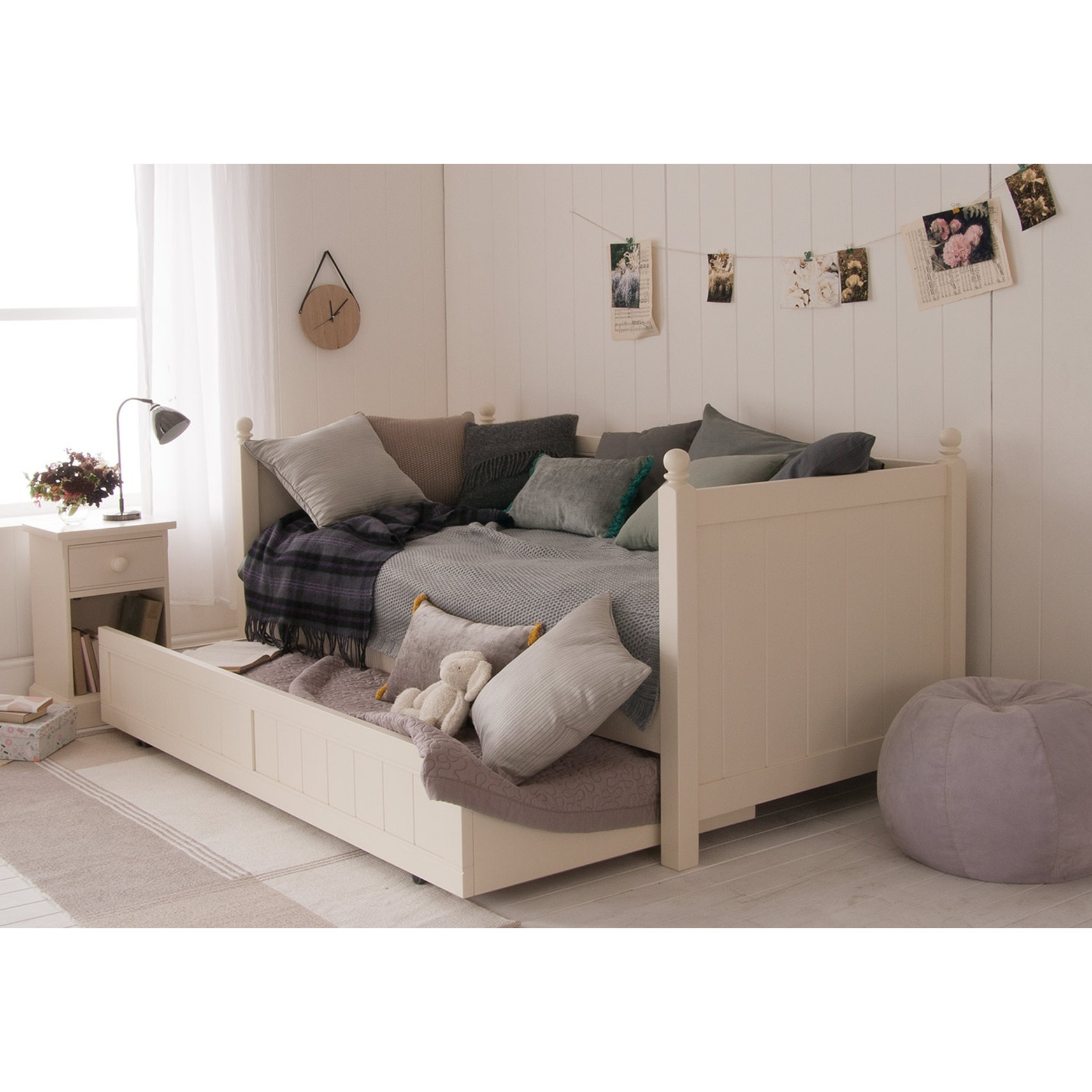 Little Folks Furniture Fargo Day Bed with Trundle Ivory White