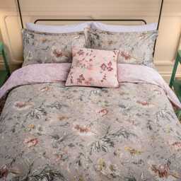 English Heritage Eagle House Cushion 50cm x 50cm, Vintage Pink - thumbnail 2