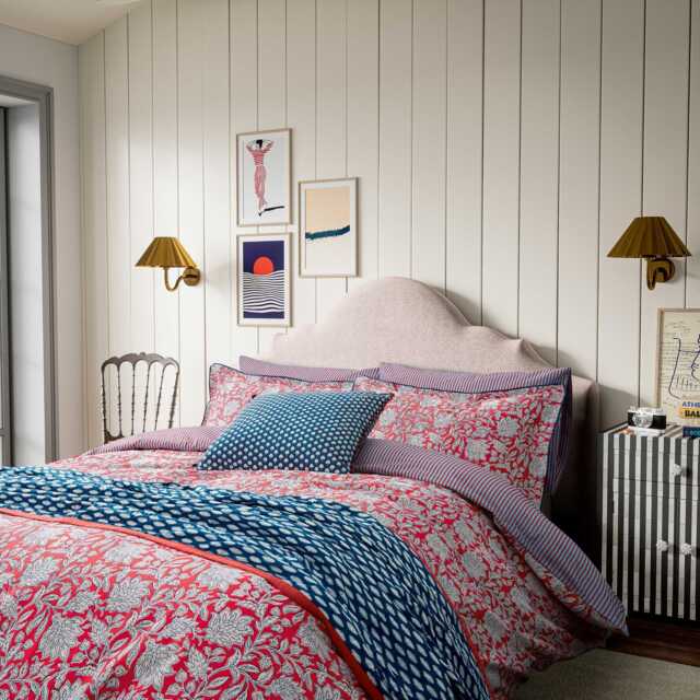 Land & Shore Rowallane Double Duvet Cover Set, Blue/Red - image 1