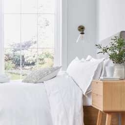 Murmur Evelyn 200TC Hand Embroidered Super Kingsize Duvet Cover, White - thumbnail 1