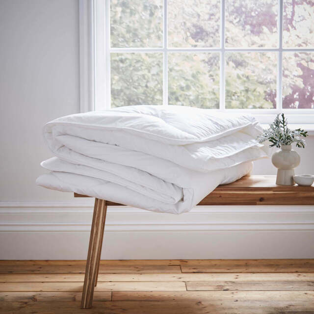 Murmur Temperature Regulating Double Duvet 4.5 Tog - image 1