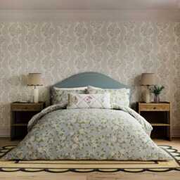 Sanderson x National Trust Damson Blossom Kingsize Duvet Cover SET, Porcelain - thumbnail 2