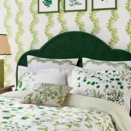 Sanderson Sycamore & Oak Double Duvet Cover Set, Botanical Green - thumbnail 1