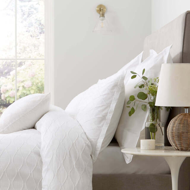 Murmur Frida Super Kingsize Duvet Cover SET, White - image 1