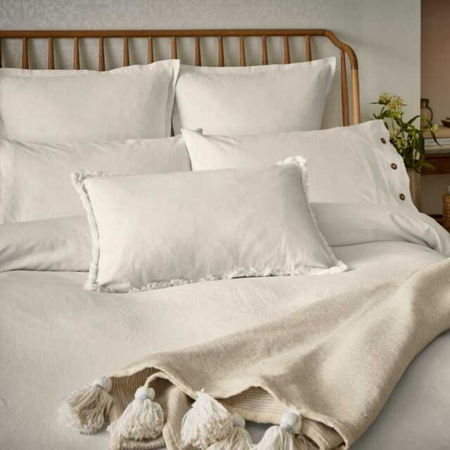 William Morris Pure Linen Cotton Single Duvet Cover, White - image 1