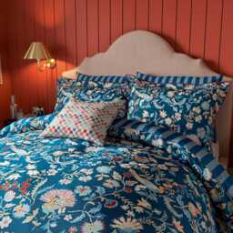 Land & Shore Seaforde Cushion 50cm x 50cm, Blue/Red - thumbnail 2