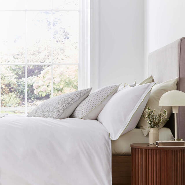 Murmur Elle Kingsize Duvet Cover, Mourne Green - image 1