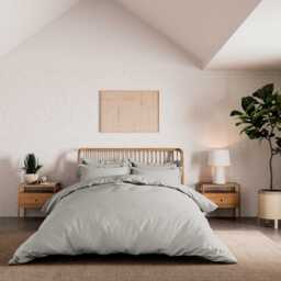 Luxury Silver Duvet Cover, Super Kingsize, 500 Thread Count, 100% Cotton, By Bedeck  - thumbnail 2
