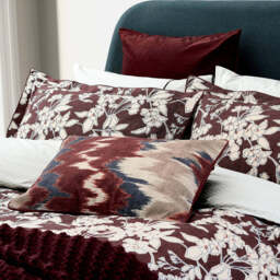 Bedeck of Belfast Signature Knit Cushion 45cm x 45cm, Silver - thumbnail 2