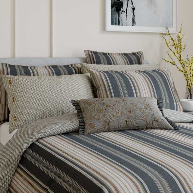 Bedeck of Belfast Oscar Super Kingsize Duvet Cover Set, Charcoal & Tan - image 1