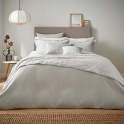 Murmur Dora Quilted Throw, Cloud Grey - thumbnail 2