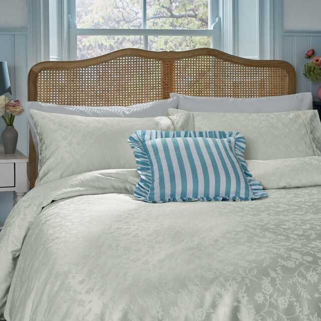 Helena Springfield Secret Garden Floral Trail Jacquard Single Duvet Cover SET, Ivory - image 1