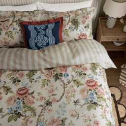 Sanderson Hykenham Super Kingsize Duvet Cover SET, Rose & Sage - thumbnail 1