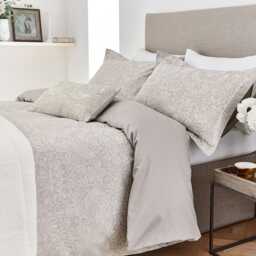 William Morris, Pure Strawberry Thief Single Duvet Cover, Pebble - thumbnail 2