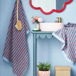 Land & Shore Causeway Stripe Bath Sheet, Blue/Red - thumbnail 2