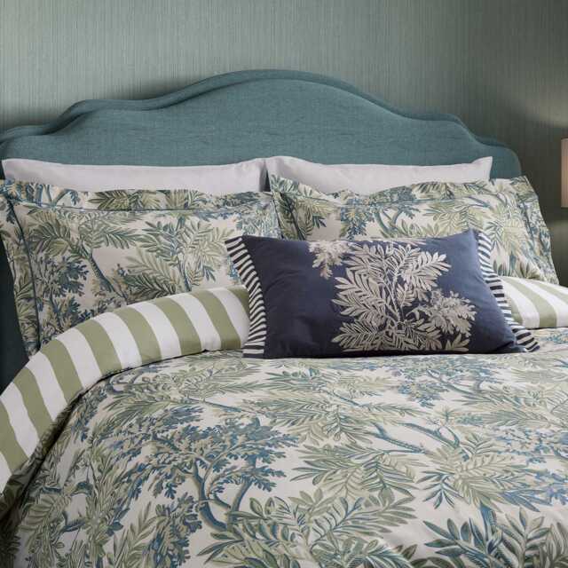 Sanderson Tapestry Tree Double Duvet Cover SET, Blue - image 1