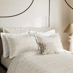 V&A Kerala Double Duvet Cover, Ivory - thumbnail 1