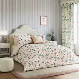 Sanderson x National Trust Poets Rose Double Duvet Cover Set, Blush - thumbnail 2