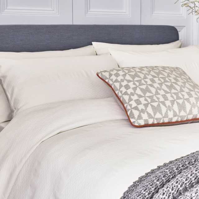 Bedeck Of Belfast Kenza Super Kingsize Duvet Cover, Chalk