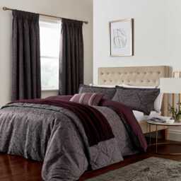 1951 Lavana Kingsize Duvet Cover, Mulberry - thumbnail 1