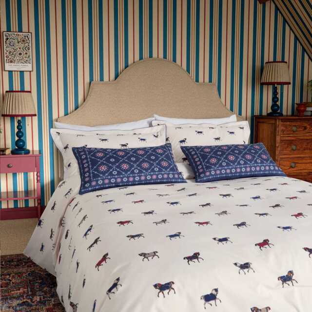 Joules Dressage Horses Double Duvet Cover Set, Creme & Multi - image 1