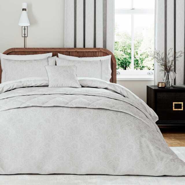 1951 Ashleigh Double Duvet Cover Set, Platinum - image 1