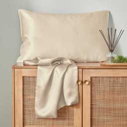 Murmur Silk Standard Pillowcase, Linen - thumbnail 1