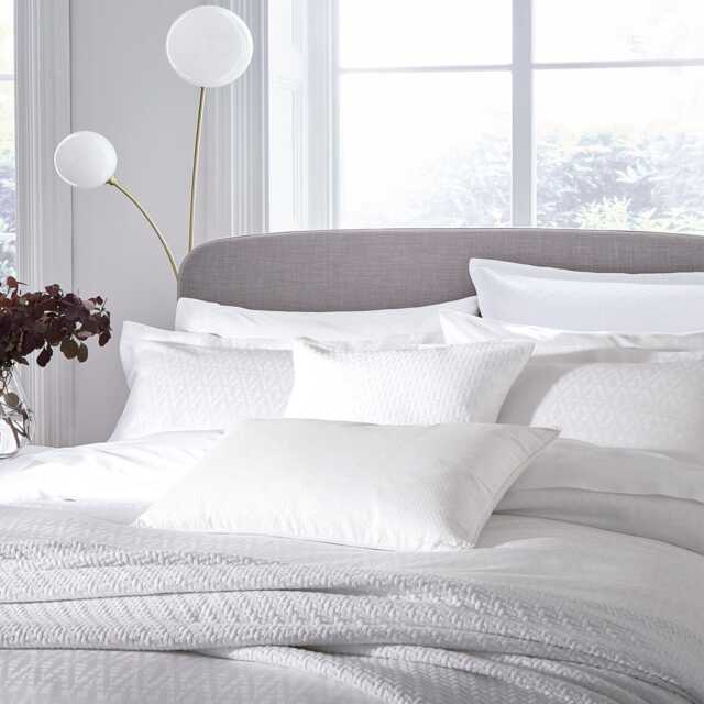 Bedeck of Belfast Fine Linens Kham Double Duvet Cover, White